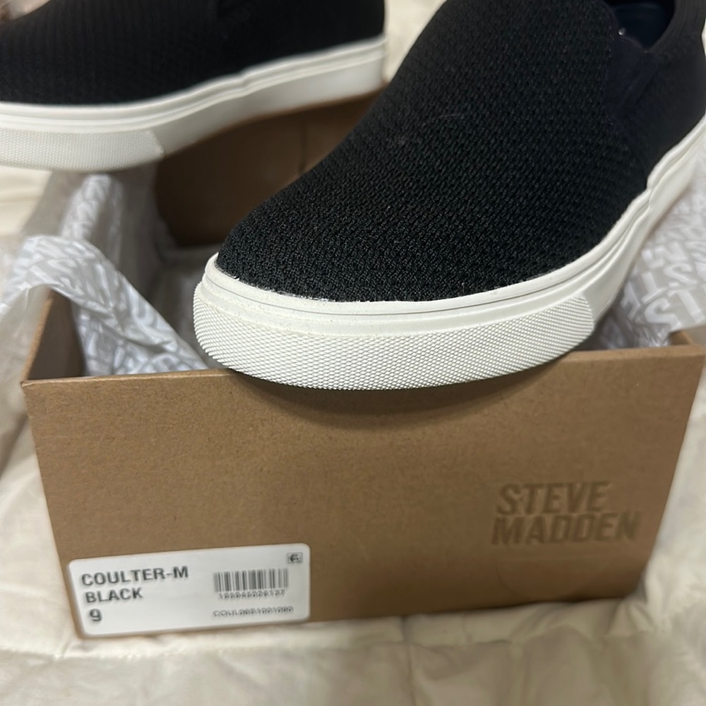 Black Steve Madden sneakers size 9